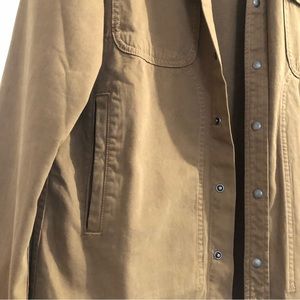 Flint and Tinder camp shirt never worn